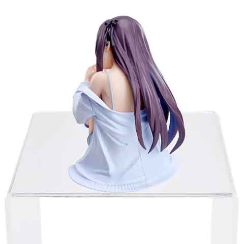 “I May Be a Guild Receptionist” Alina Clover figure released